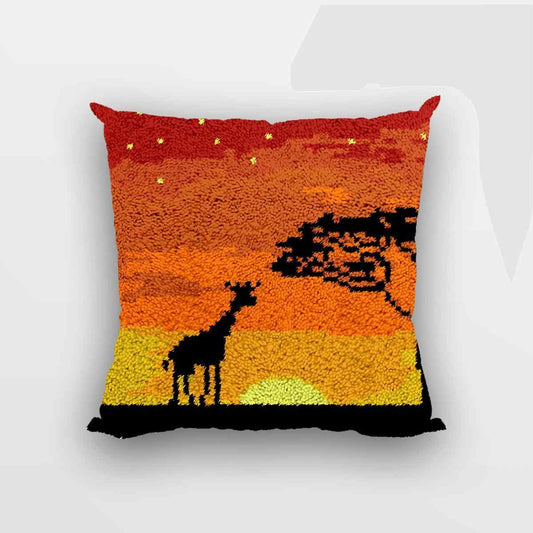 Sunset Giraffe Pillowcase - (17x17in - 43x43cm) - DIY Latch Hook Kit