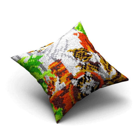 Cat Family Pillowcase - (17x17in - 43x43cm) - DIY Latch Hook Kit