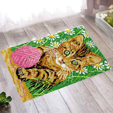 Yarn Kitty - (23x33in - 60x85cm) - DIY Latch Hook Kit