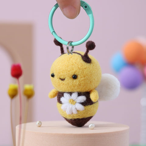 Bee - DIY Felt Painting Kit