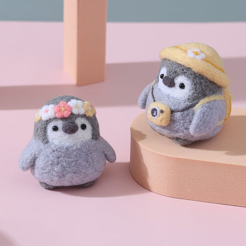 Beautiful Penguin - DIY Felt Painting Kit
