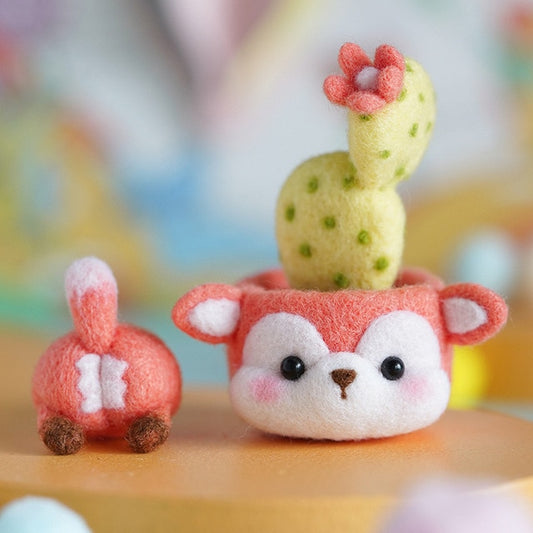 Deer with Plant - DIY Felt Painting Kit